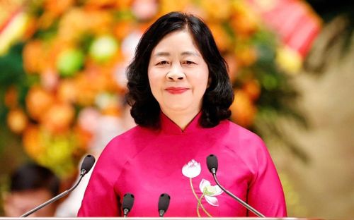 Bà Bùi Thị Minh Hoài, Ủy viên Bộ Chính trị, Bí thư Trung ương Đảng, Chủ tịch Ủy ban Trung ương Mặt trận Tổ quốc Việt Nam