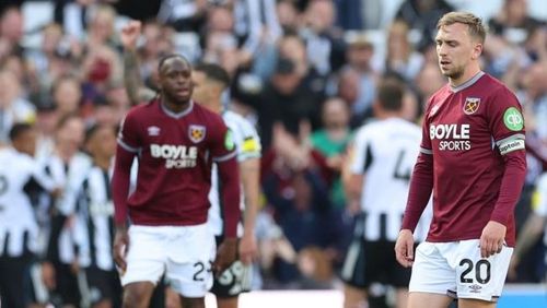 West Ham cận kề với kịch bản xuống hạng.