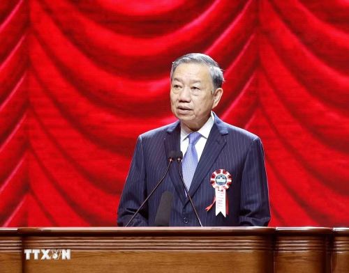 Tổng Bí thư, Chủ tịch nước Tô Lâm phát biểu tại Lễ kỷ niệm 120 năm Ngày truyền thống Đại học Quốc gia Hà Nội. Ảnh: TTXVN