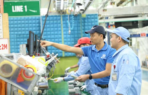 Thành phố Hà Nội phải có hành động cụ thể để biến việc học và làm theo Bác trở thành nhu cầu tự thân của mỗi người dân. Ảnh: Mai Quý
