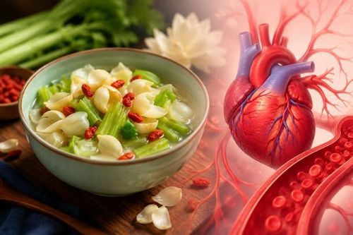 Việc bổ sung một số món ăn thanh nhẹ, dễ tiêu, bổ sung đủ nước và dinh dưỡng tốt cho tim mạch trong những ngày đầu mùa hè, giúp cơ thể thích nghi tốt hơn với thời tiết nóng.