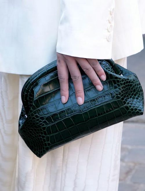  Lớp dưỡng móng đơn giản được sử dụng trên móng tay của người mẫu tại show Stella McCartney Thu/Đông 2026. Ảnh: Luxe en France.