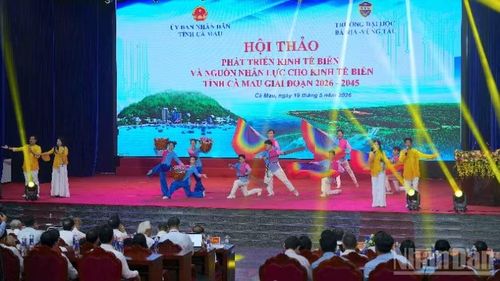 Văn nghệ chào mừng trước khi vào phần nội dung của hội thảo.