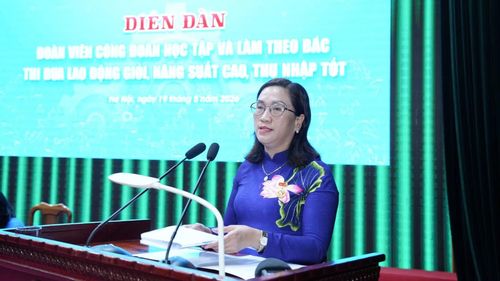 Phó Trưởng Ban Tuyên giáo và Dân vận Trung ương Đinh Thị Mai phát biểu chỉ đạo.