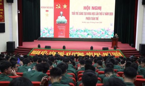 Toàn cảnh hội nghị.