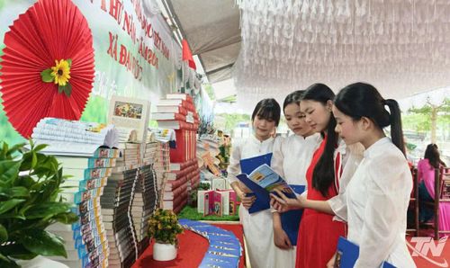 Điểm Thư viện và Trung tâm sinh hoạt văn hóa cộng đồng xã Đại Phúc.
