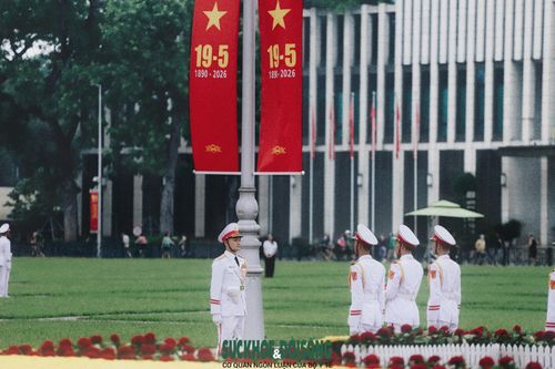 Với nhiều người dân, tham dự lễ thượng cờ mỗi buổi sáng tại Quảng trường Ba Đình đã trở thành một thói quen đầy ý nghĩa.