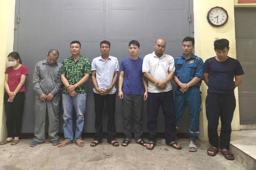 Nhóm đối tượng đánh bạc trên mạng bị bắt tạm giam. Ảnh: Cơ quan Công an.