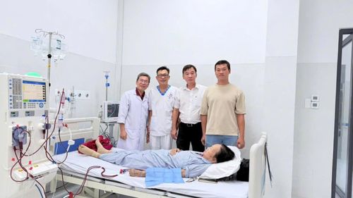 Người bệnh điều trị tại Trung tâm Y tế đặc khu Côn Đảo.