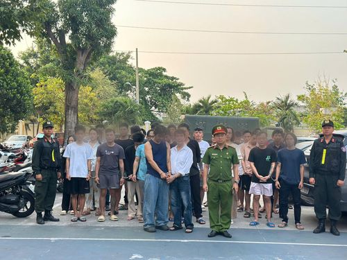 Các đối tượng bị bắt giữ.