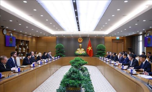 Thủ tướng Lê Minh Hưng tiếp Đoàn công tác của cơ quan Đại diện Thương mại Hoa Kỳ (USTR) do Phó Đại diện Thương mại Hoa Kỳ Rick Switzer làm Trưởng đoàn. Ảnh: Dương Giang/TTXVN.