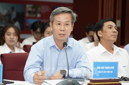 Ông Ngô Thanh Khôi, đại diện Công ty giày Thiên Lộc, phát biểu tại tọa đàm. Ảnh: Thanh Vũ-TTXVN
