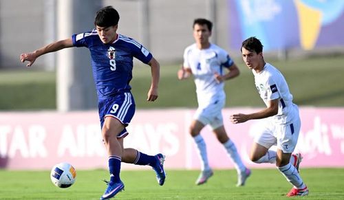 U17 Nhật Bản đã tạo nên màn ngược dòng đầy cảm xúc để đánh bại đương kim vô địch Uzbekistan trên chấm luân lưu, qua đó giành vé vào chung kết giải U17 châu Á 2026. Ảnh: AFC