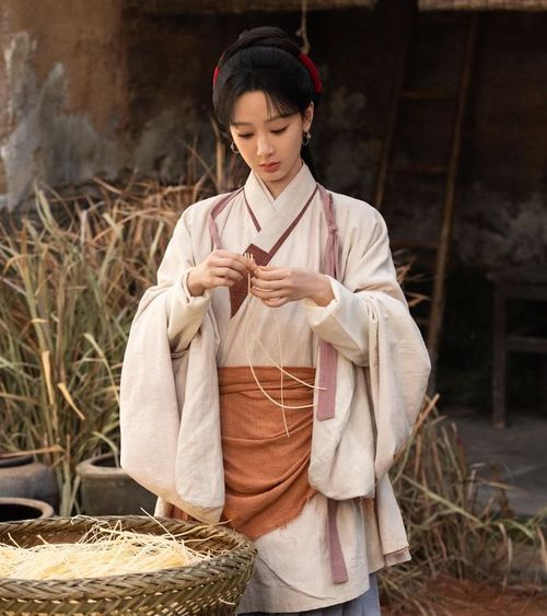 Gia Nghiệp do Dương Tử đóng chính hiện được xem là một trong những tác phẩm tạo bất ngờ đáng chú ý ở thời điểm hiện tại.
