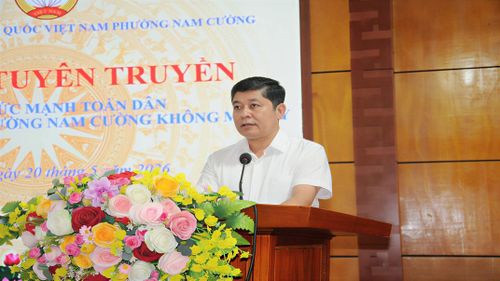 Đồng chí Nguyễn Ngọc Trúc - Bí thư Đảng ủy, Chủ tịch HĐND phường Nam Cường phát biểu tại hội nghị.