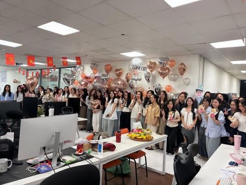 Nhiều doanh nghiệp tuyển dụng sinh viên làm part-time ở các vị trí bán hàng, chăm sóc khách hàng hay hỗ trợ văn phòng. Ảnh:MK