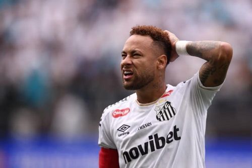 Neymar là cái tên bảo chứng cho nhiều nhãn hàng ở xứ Samba. Ảnh: Reuters.
