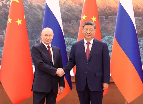  Ông Putin đã có 25 chuyến thăm Trung Quốc. Ông Tập Cận Bình cũng đã 11 lần đến thăm Nga. Ảnh: Reuters. 