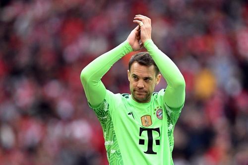  Neuer giờ đã 40 tuổi. 
