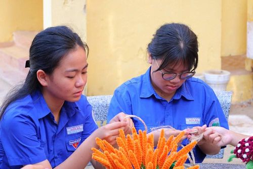 Dự án tái chế vỏ keo góp phần lan tỏa thông điệp sống xanh và bảo vệ môi trường