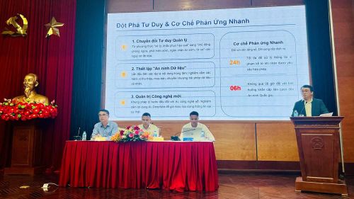 Ông Nguyễn Tiến Đức, đại diện Cục An ninh mạng và phòng chống tội phạm sử dụng công nghệ cao, Bộ Công an chia sẻ tại Hội nghị