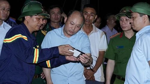 Lãnh đạo tỉnh Thanh Hóa chỉ đạo hoạt động cứu hộ, cứu nạn các nạn nhân.