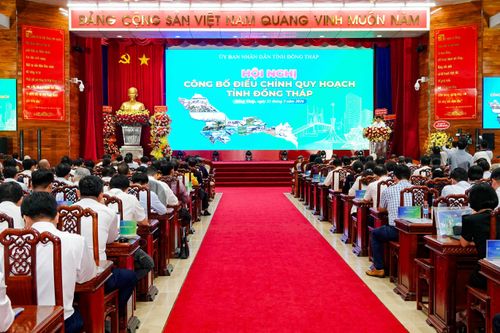 Quang cảnh hội nghị