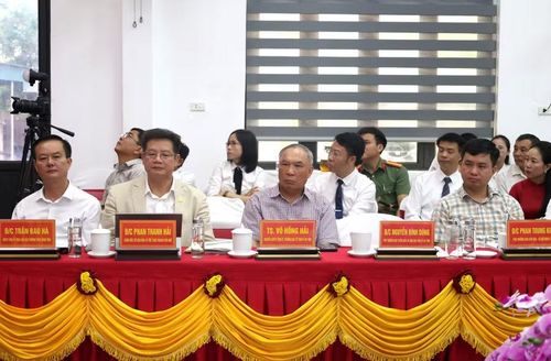 Các đại biểu tham dự Hội thảo.