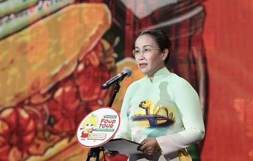 Bà Nguyễn Thị Anh Thi, Phó Chủ tịch UBND TP Đà Nẵng phát biểu khai mạc lễ hội Đà Nẵng Food Tour 2.026
