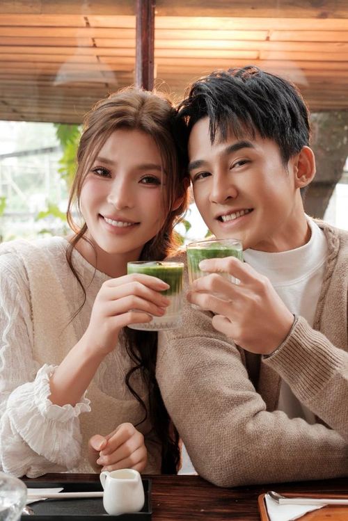 Lương Thế Thành và Thúy Diễm vừa kỷ niệm 10 năm đám cưới.