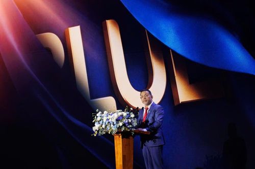 Nhà sáng lập, Chủ tịch Hội đồng Chiến lược Bluemarq Group Lương Trí Thìn: Chúng tôi muốn xây dựng một định chế đầu tư có khả năng tồn tại hàng trăm năm.
