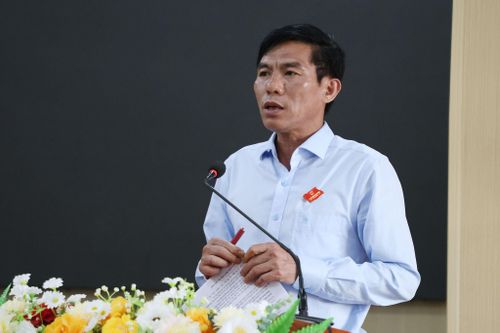 Bí thư Đảng ủy, Chủ tịch HĐND xã Trường Xuân Phan Quốc Lập thông tin về việc triển khai dạy chiêng tại các cơ sở giáo dục công lập