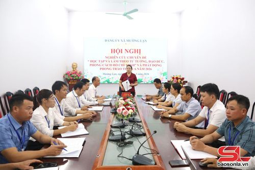 Đảng ủy xã Mường Lạn triển khai việc học tập và làm theo tư tưởng, đạo đức, phong cách Hồ Chí Minh.