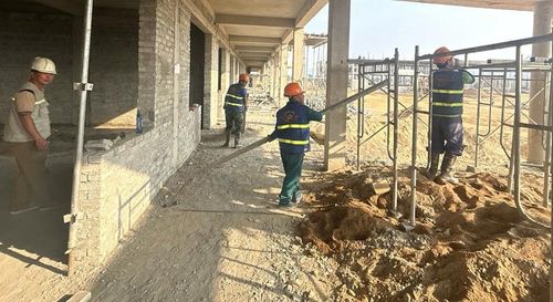 Trường liên cấp A Lưới 3 và 4 cần thêm nhân lực để hoàn thành trước ngày 30/7