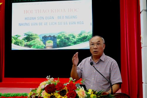 Ông Võ Hồng Hải, nguyên Trưởng Ban Tổ chức Tỉnh ủy Hà Tĩnh phát biểu tại hội thảo