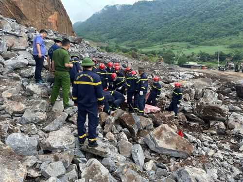 Đến hơn 8h sáng nay, nạn nhân cuối cùng đã được lực lượng chức năng tìm thấy.