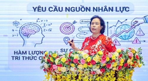 TS Nguyễn Vân Anh, Phó Trưởng khoa phụ trách Khoa Kinh tế biển - Logistics, Trường Đại học Bà Rịa - Vũng Tàu, chia sẻ về tư duy hệ sinh thái trong phát triển kinh tế biển - logistics.