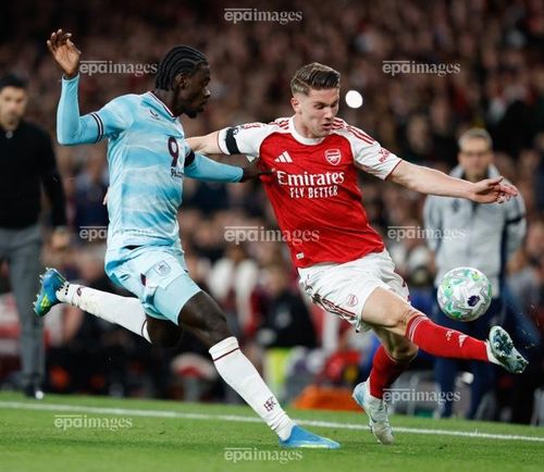  Arsenal khao khát giành cúp bạc châu Âu mùa này. Ảnh: EPA. 