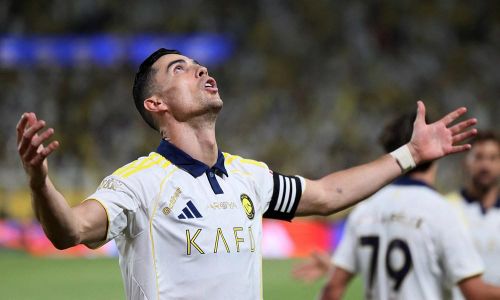 Cristiano Ronaldo mừng bàn nâng tỷ số lên 2-1 cho Al Nassr. Ảnh: AFP