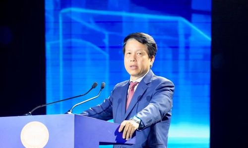 Ông Phạm Tiến Dũng-Phó Thống đốc NHNN: Chuyển đổi số trở thành nhiệm vụ chiến lược của ngành Ngân hàng - Ảnh: VGP
