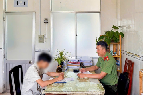  Một TikToker vừa bị Công an phường Cái Răng (TP Cần Thơ) xử phạt vì đăng tải thông tin sai sự thật. Ảnh: Cổng thông tin điện tử Công an TP Cần Thơ