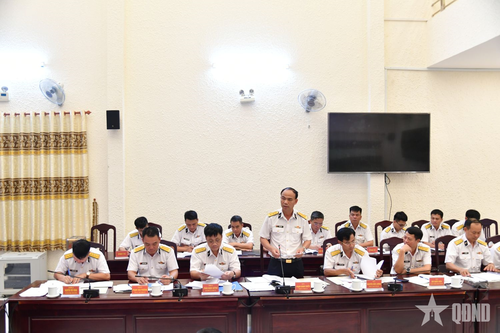  Đại diện các đơn vị phát biểu tại hội nghị.