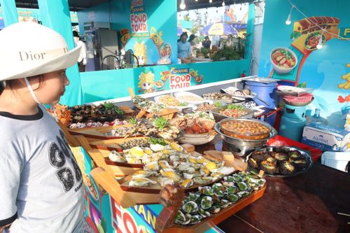 Nhiều ẩm thực phong phú tại Ngày hội.