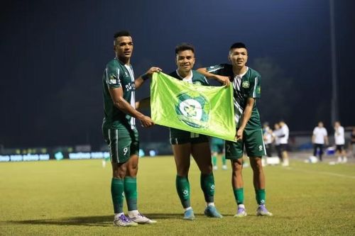 Theo điều lệ giải đấu, đội đứng thứ nhất giải hạng Nhất quốc gia sẽ giành quyền thăng hạng lên chơi V-League mùa tới.