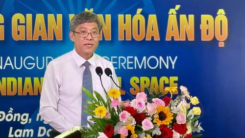 Ông Nguyễn Minh – Phó Chủ tịch UBND tỉnh Lâm Đồng phát biểu tại lễ khánh thành Không gian văn hóa Ấn Độ.
