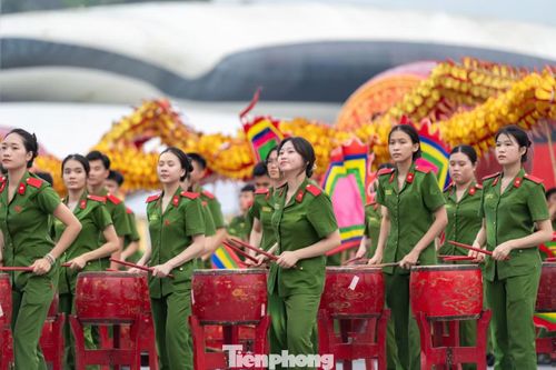 Theo đại diện Ban tổ chức, diễn ra trong 1 giờ 40 phút, lễ khai mạc Hội thao quân sự, võ thuật và thể thao Công an nhân dân năm 2026 sẽ được tổ chức quy mô, trang trọng, thể hiện khí thế thi đua sôi nổi, tính kỷ luật của lực lượng Công an nhân dân chính quy, tinh nhuệ, hiện đại. Qua đó khơi dậy, lan tỏa niềm tự hào, ý chí quyết tâm hoàn thành xuất sắc nhiệm vụ bảo vệ an ninh quốc gia, bảo đảm trật tự, an toàn xã hội trong tình hình mới của mỗi cán bộ, chiến sĩ.