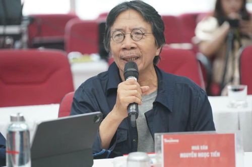 Nhà văn - nhà báo Nguyễn Ngọc Tiến.