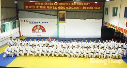 Các võ sĩ Đồng Tháp cùng thành viên Đội tuyển Judo Quốc gia sẵn sàng tranh tài tại Giải Vô địch Judo Đông Nam Á năm 2026.