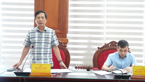 Đồng chí Hoàng Nam, Phó Chủ tịch Thường trực UBND tỉnh phát biểu tại buổi làm việc - Ảnh: Q.V