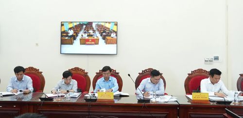 Đại biểu tham dự buổi làm việc - Ảnh: Q.V